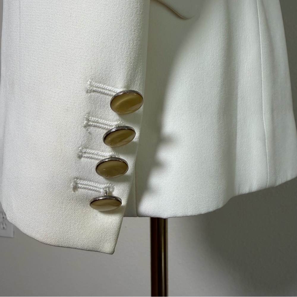Alexander McQueen White/ Ivory Sculpted Tailored Blazer IT 38 - Picture 7 of 16